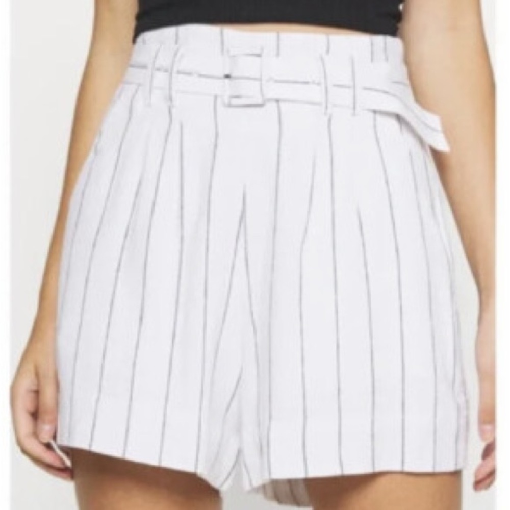 Abercrombie & Fitch Pin Stripe Linen Blend Belted Lined Shorts Size Small